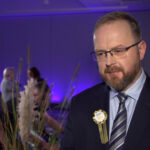 dobrostan-pracownikow-foto Firmy coraz częściej inwestują w zdrowie psychiczne i fizyczne pracowników. Dobrostan staje się elementem strategii zarządzania